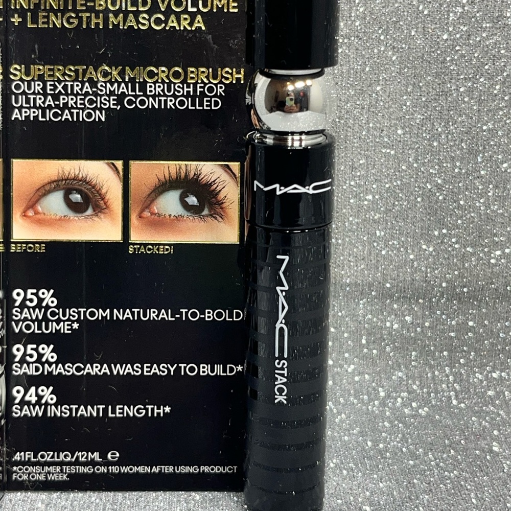 👀M.A.C Stack Mascara Black - Picture 3 of 4